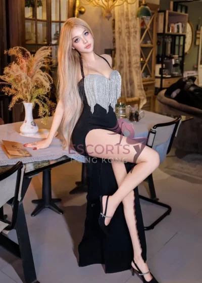 Kelly, 21 years, 163 cm