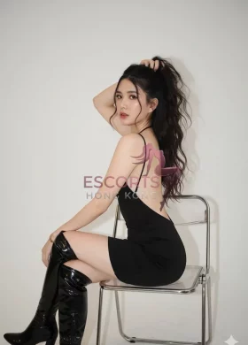 Hazel, 22 years, 155 cm