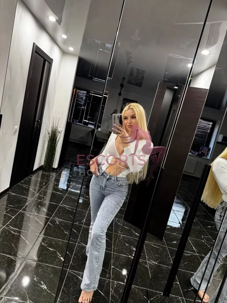 Amanda, 27 years, 173 cm