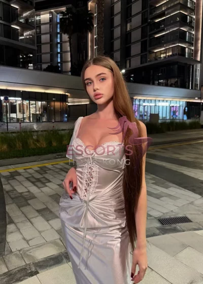 Caroline, 25 years, 166 cm