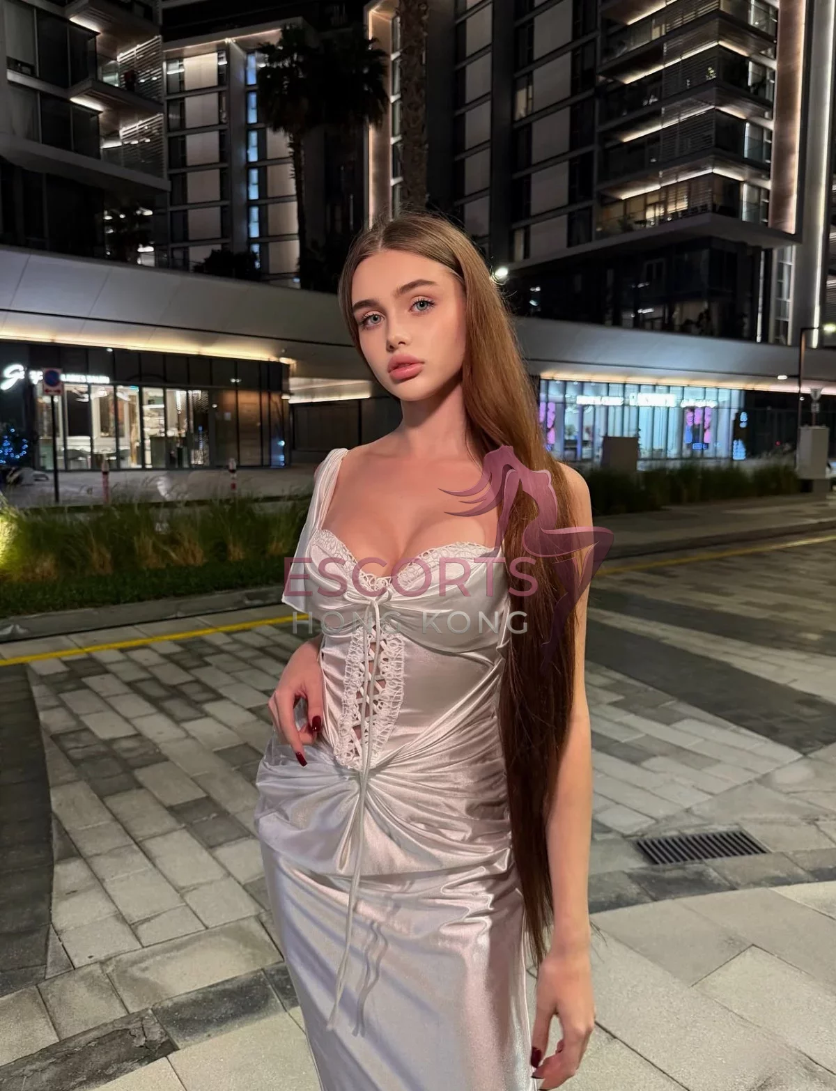 Caroline, 25 years, 166 cm