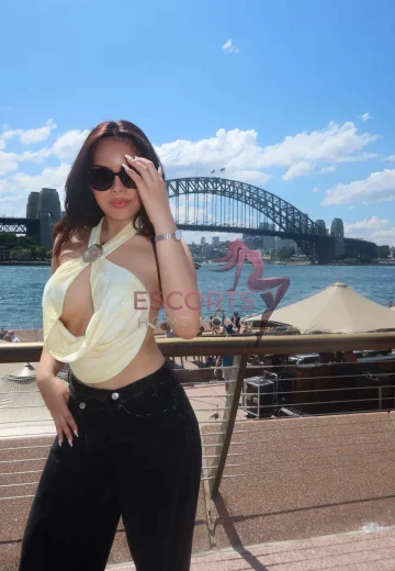 Holly, 24 years, 170 cm