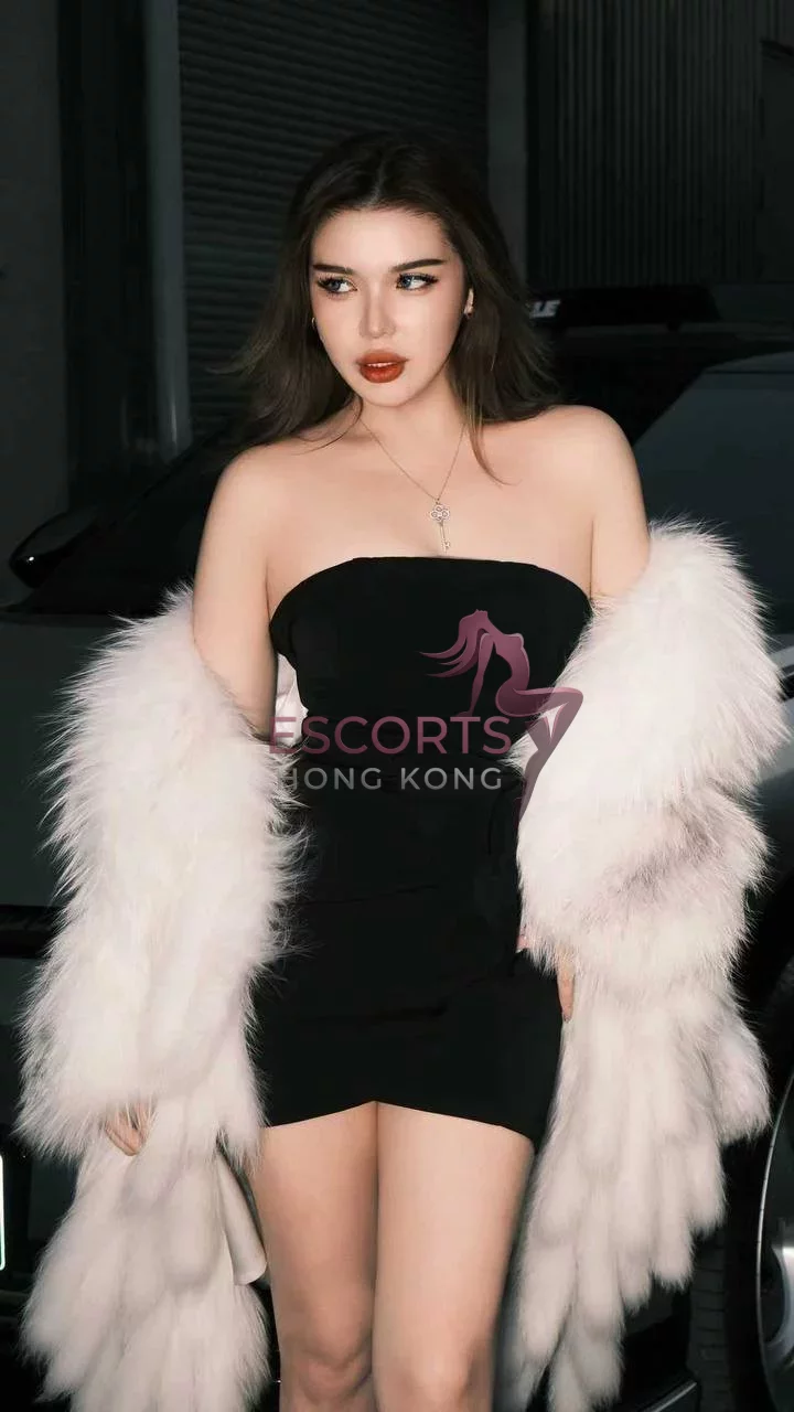 Carla, 21 years, 173 cm 2