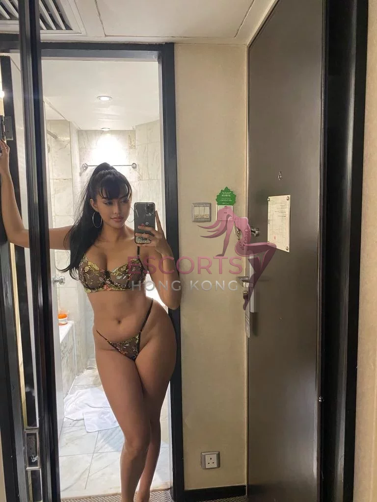 Josie, 24 years, 170 cm 2