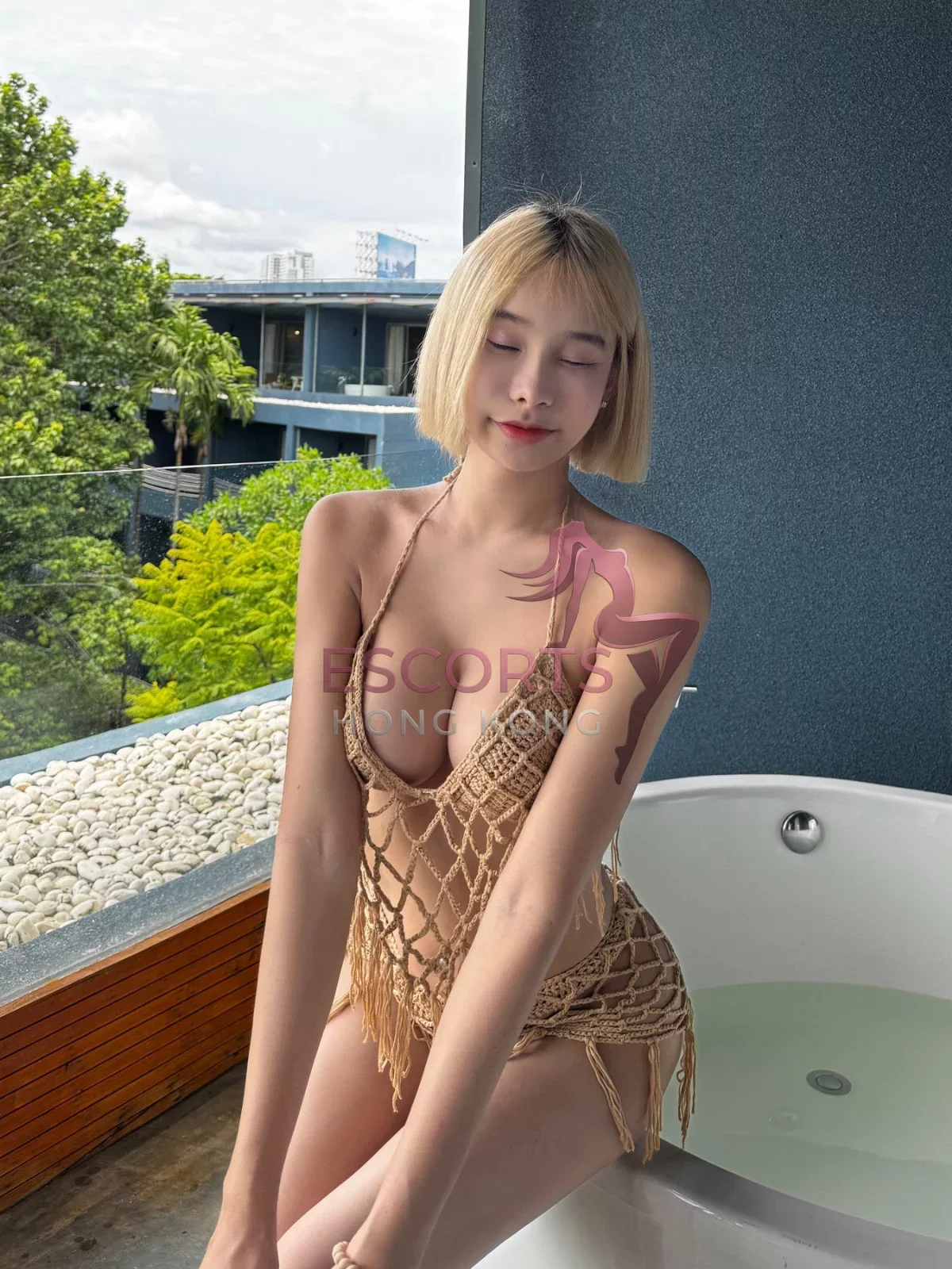 Gabriela, 23 years, 168 cm 2