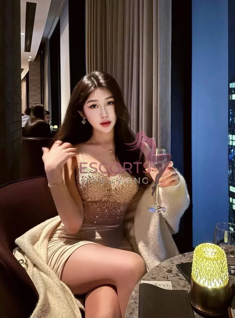 Alexa, 24 years, 167 cm 2
