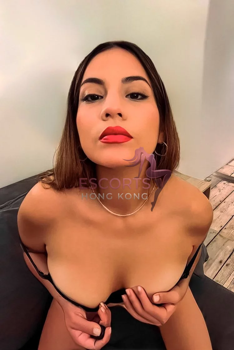 Julia, 23 years, 165 cm 3