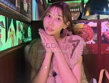Eloise, 24 years, 169 cm 5