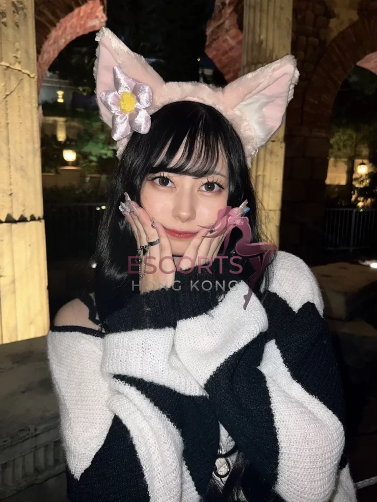 Olivia, 21 years, 155 cm