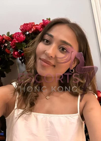 Mona, 26 years, 174 cm