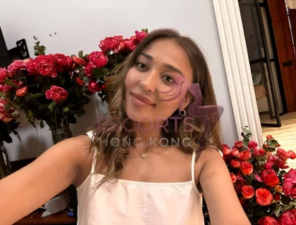 Mona, 26 years, 174 cm