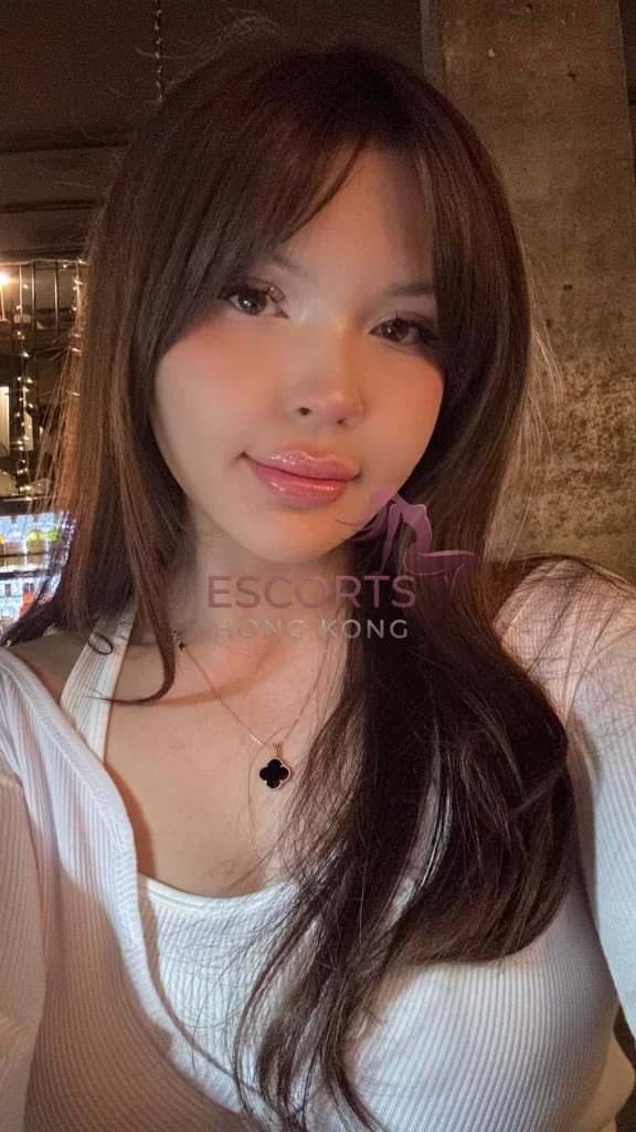 Mia, 22 years, 161 cm